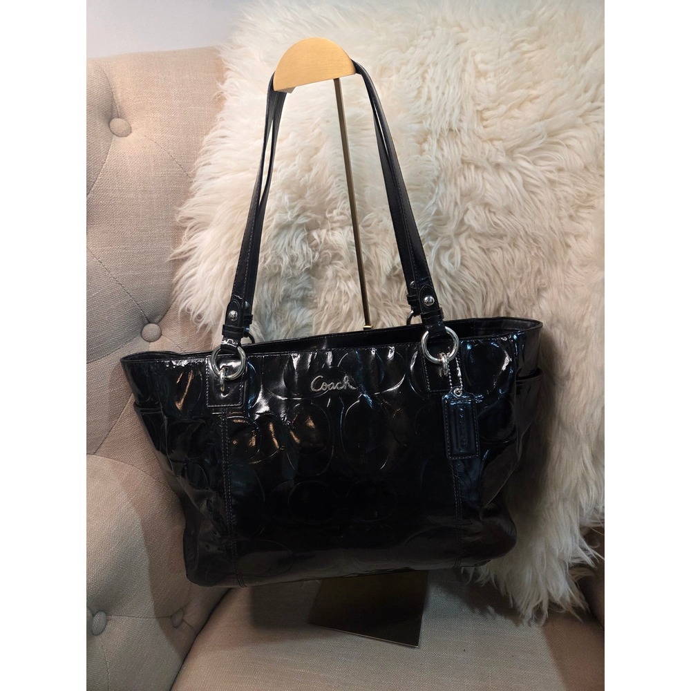 C171 Coach Patent Lether tote